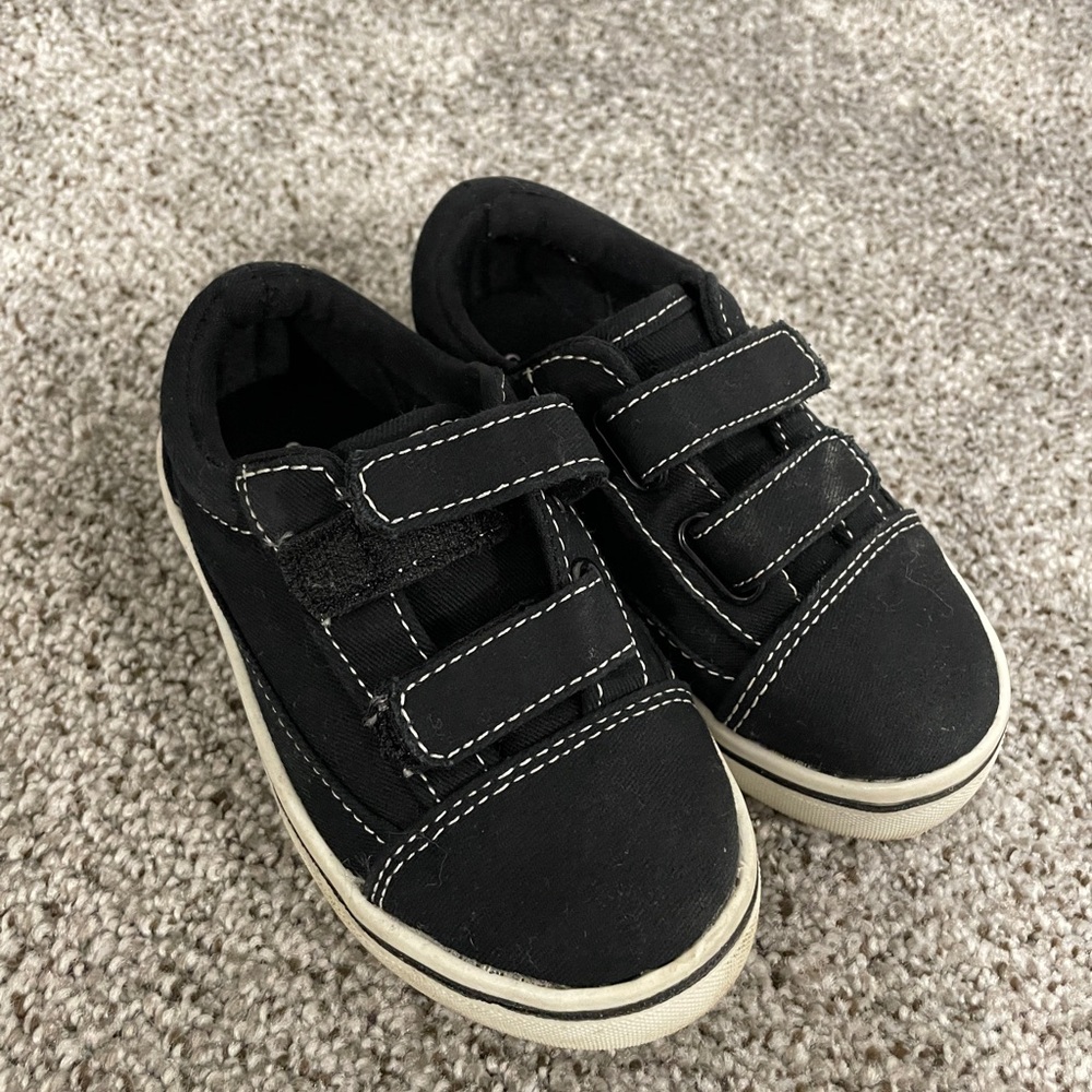 Toddler size 7 Black Kids Shoes with Velcro Straps